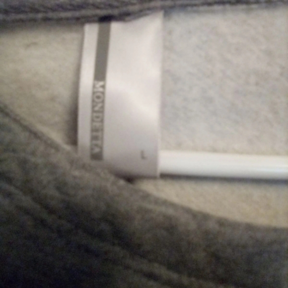 Grey Jacket - Picture 5 of 7